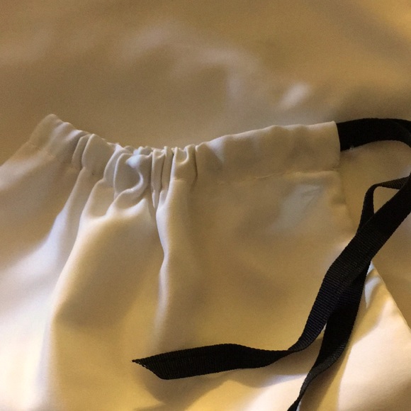 Pair of GUCCI Shoe Dust Bag. - Picture 5 of 5